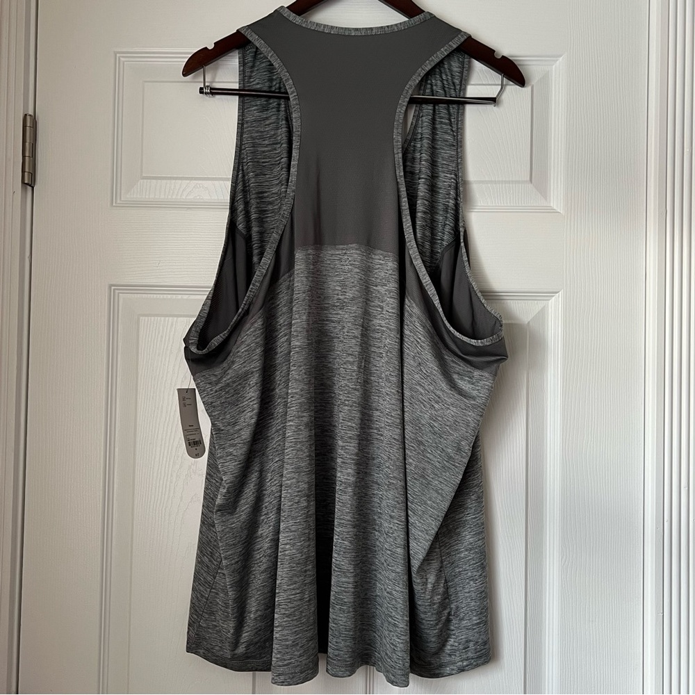 NEW! Xersion Racerback Tank 4X - Picture 6 of 8